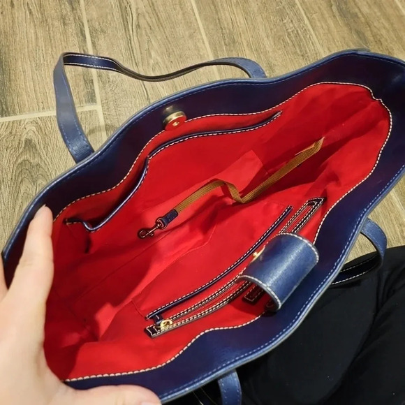 Dooney & Bourke Graham Coated Ashton Tote - Picture 4 of 10